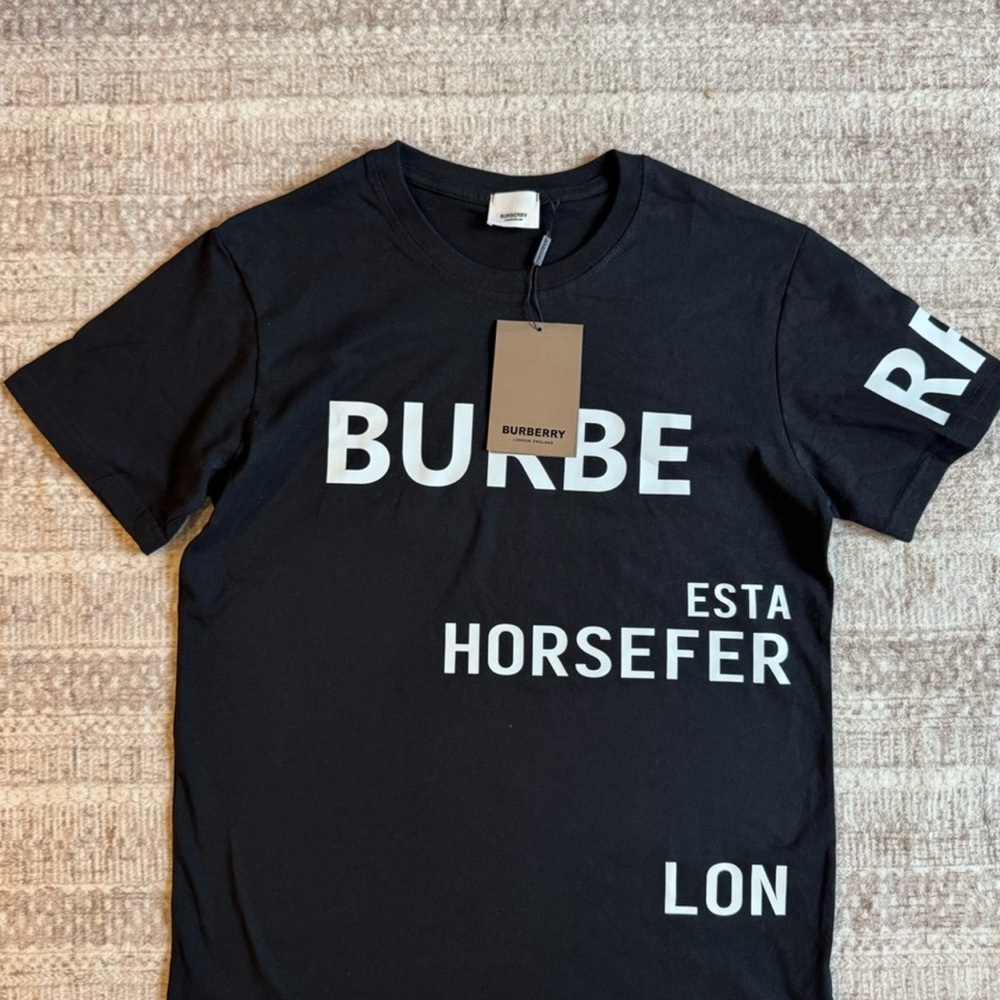Burberry Black Graphic Short Sleeve Tee